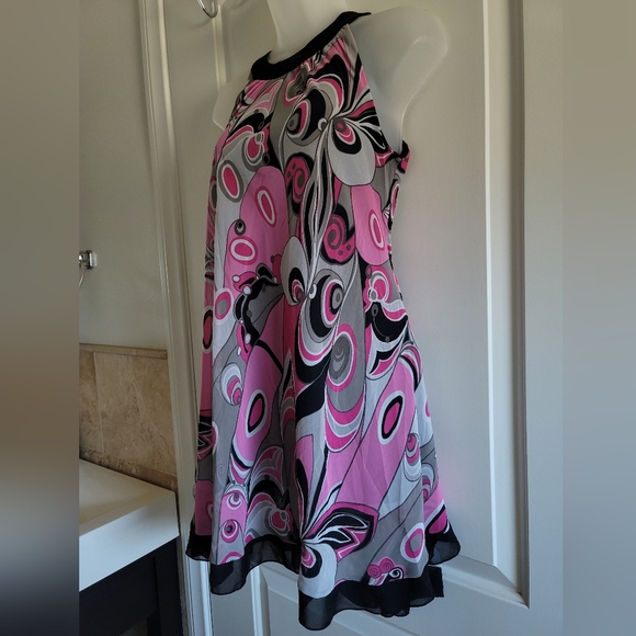 Pink and Black Swirl Pattern Dress - Picture 2 of 9